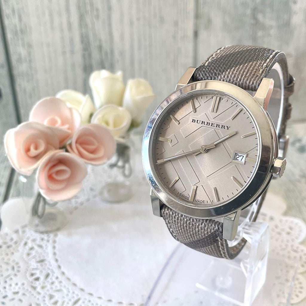 Buy Shop Burberry The City Beige Dial Chequered Brown Leather Strap Watch for Women - BU9029 USA Online
