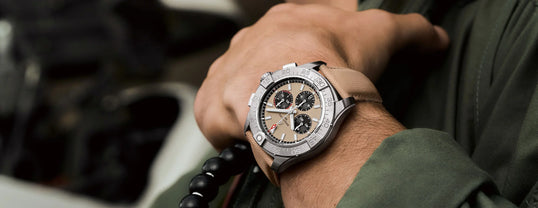 Breitling Avenger II