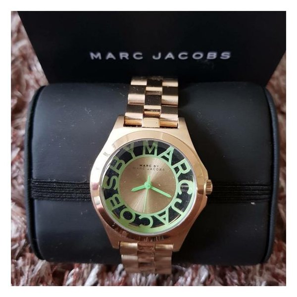 Buy Shop Marc Jacobs Henry Gold Dial Gold Steel Strap Watch for Women - MBM3295 USA Online