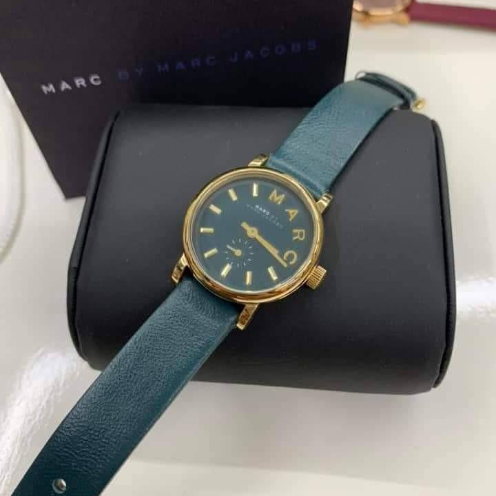 Buy Shop Marc Jacobs Baker Mini Green Dial Green Leather Strap Watch for Women - MBM1272 USA Online