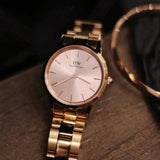 Buy Shop Daniel Wellington Iconic Donna Pink Dial Rose Gold Steel Strap Watch For Women - DW00100331 USA Online