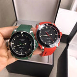 Gucci Dive Black Dial Green Rubber Strap Watch For Men - YA136310