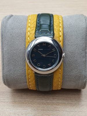 Buy Shop Marc Jacobs Black Dial Black Leather Strap Watch for Women - MBM1071 USA Online