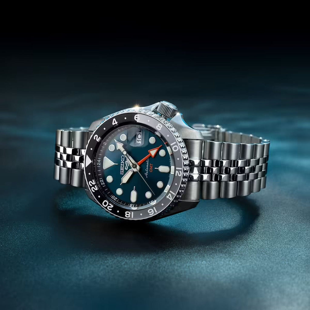Buy Shop Seiko 5 Sports SKX Racers Heritage Velocity Blue Dial Silver Steel Strap Watch for Men - SSK045K1 USA Online